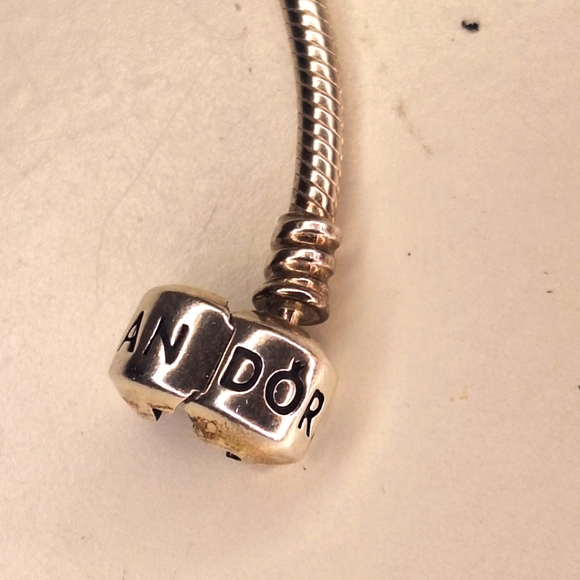 Pandora barrel clasp snake chain braclet 2 stoppers and my special sister charms - Picture 6 of 9